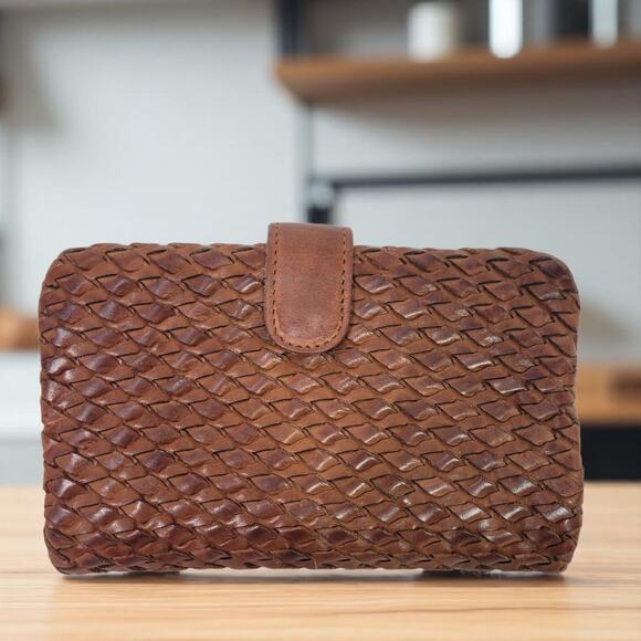 Vilenca Holland Wallet Brown Cognac Leather Woven Soft Slots Basketweave Bifold - Picture 13 of 15